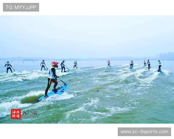 “快艇冲浪:东三叉湖赛场极速角逐,掀起水上运动的新浪潮” “快艇冲浪:东三叉湖赛场极速角逐,掀起水上运动的新浪潮”